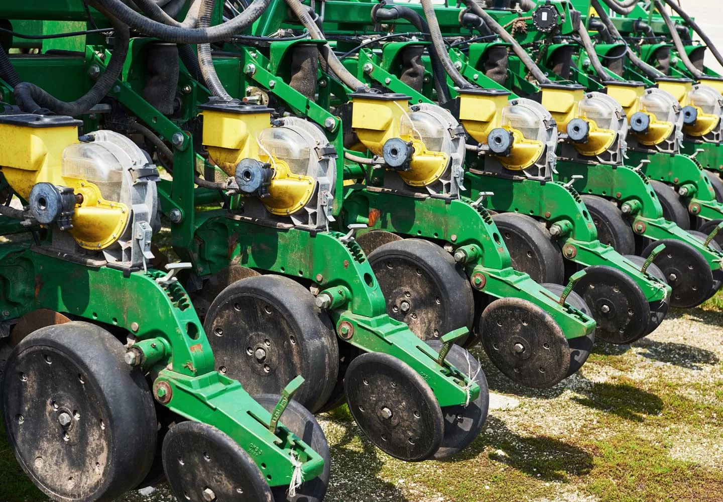 Market House Scavi - Servizio professionale di noleggio attrezzature per giardinaggio e manutenzione del verde a Bergamo e provincia