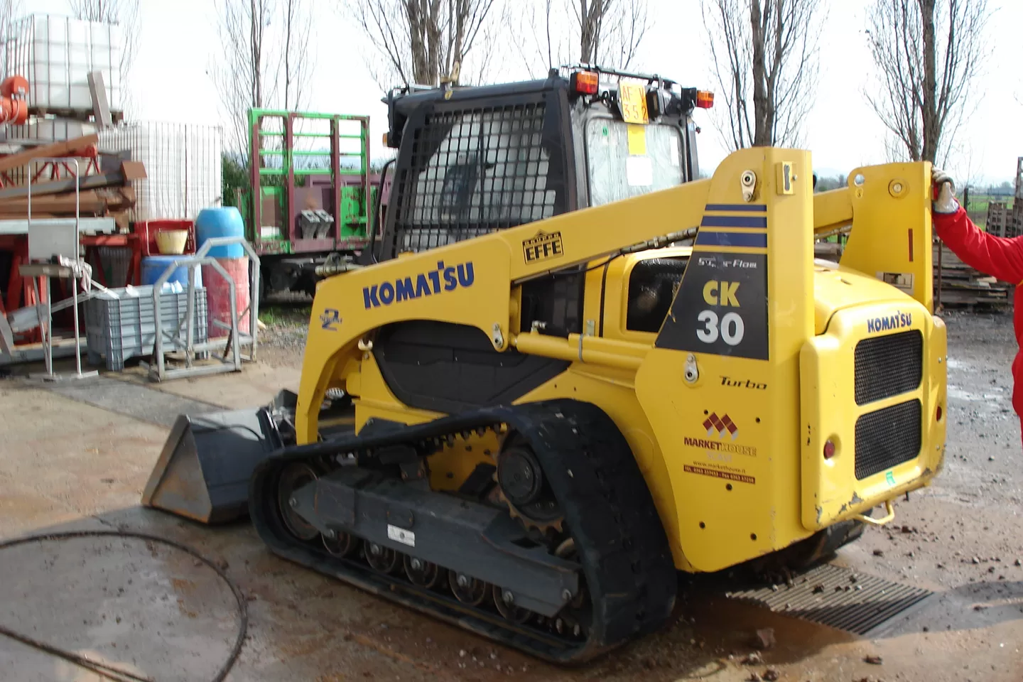 noleggiopale e minipale minipala komatsu ck30 targato afv352 cingolato diesel