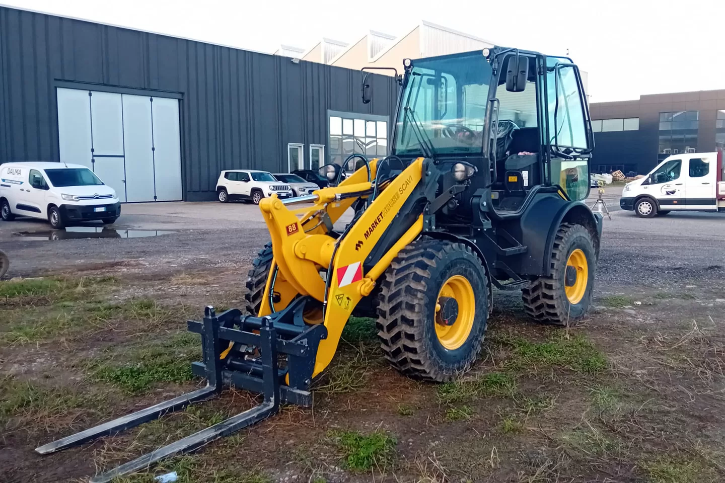 noleggio pale e minipale pala komatsu targa wa80 gommata diesel